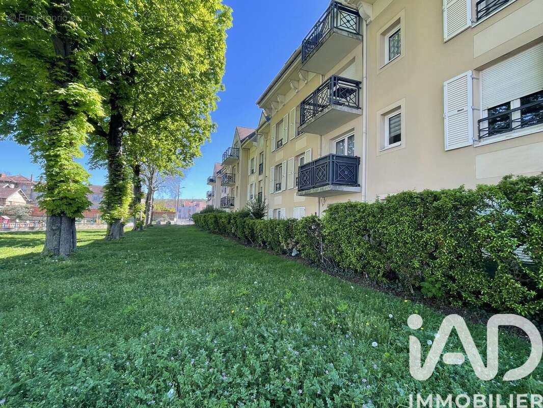 Photo 9 - Appartement à BESSANCOURT