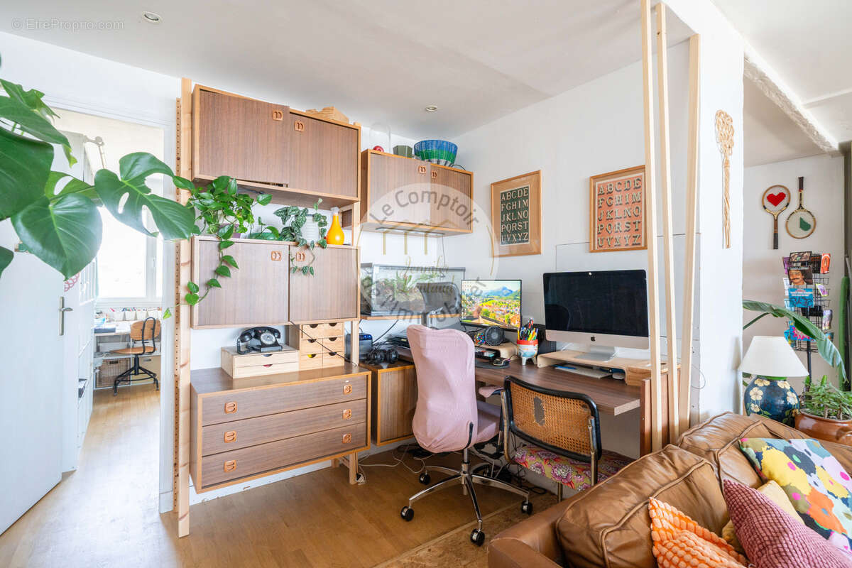 Appartement à MARSEILLE-9E