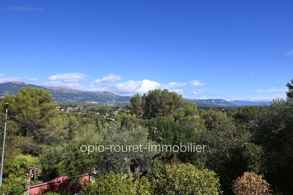 Maison 88 m² à Roquefort-Les-Pins  - photo 6