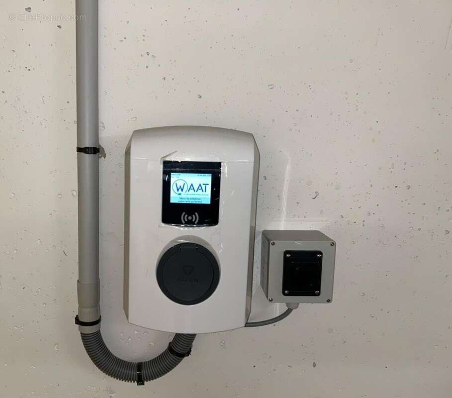 Photo 3 - Parking à COURBEVOIE