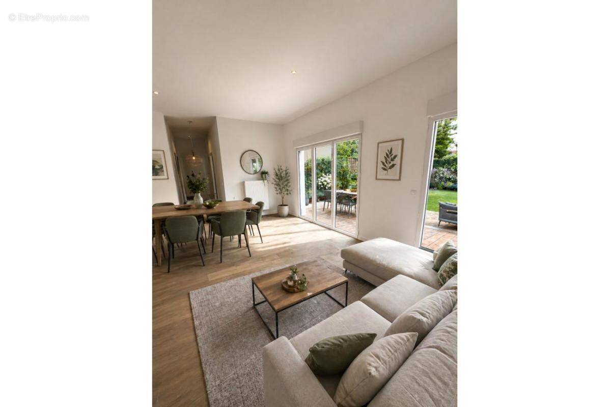 Appartement à LA ROCHELLE