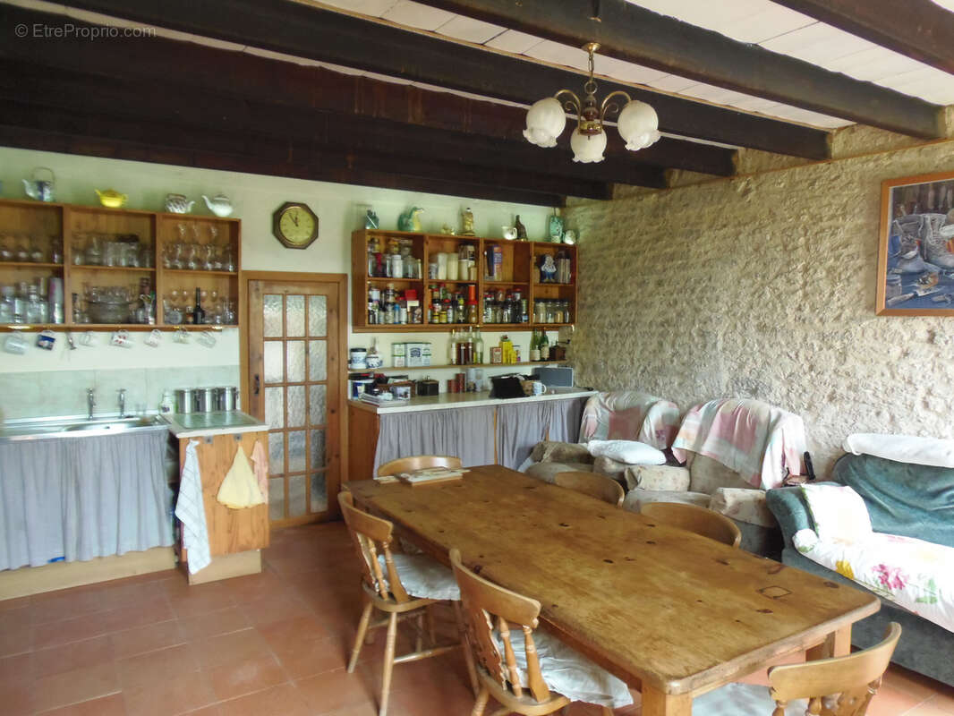 Maison à SAINT-DIZANT-DU-GUA