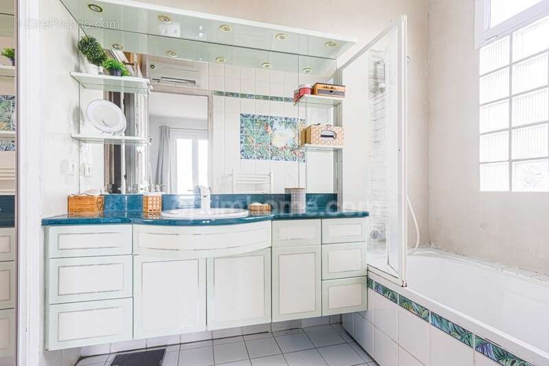 Appartement à VENCE