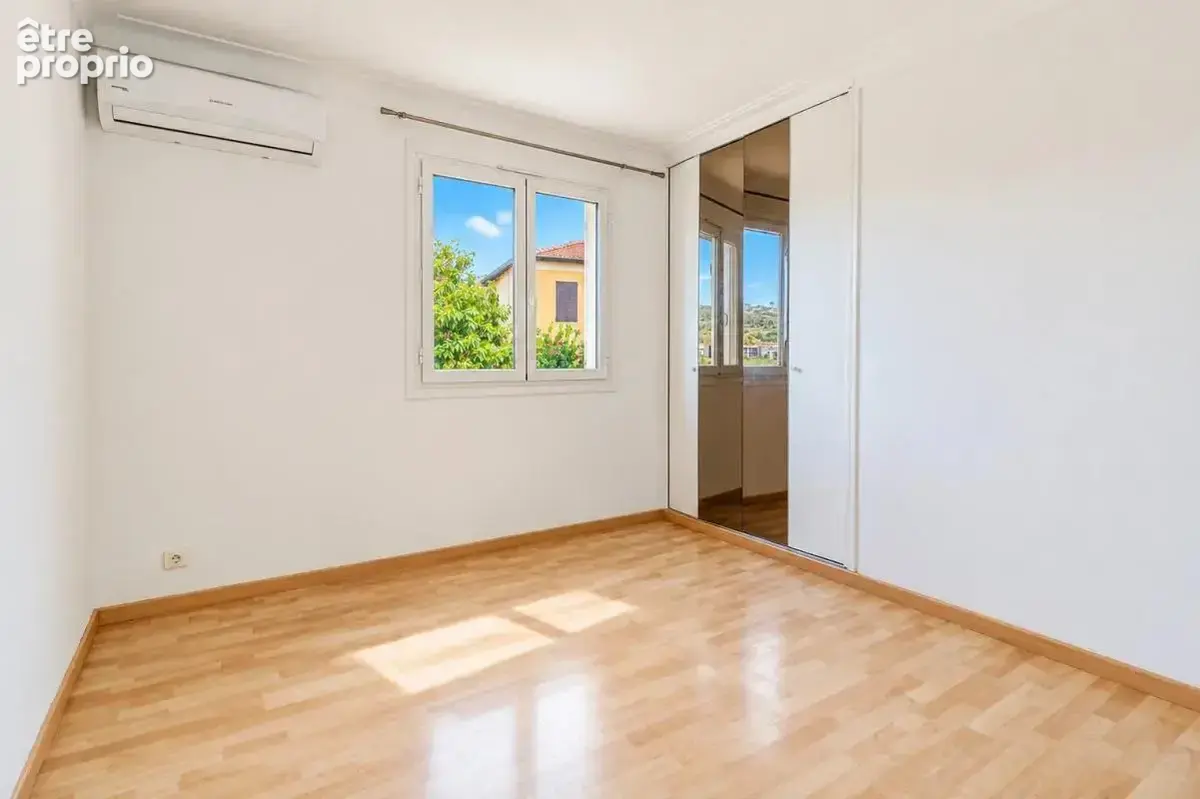 La trinité – dernier étage  5 pièces de 128 m² – 4 chambres, 3 terrasses et jardin privatif - photo 7