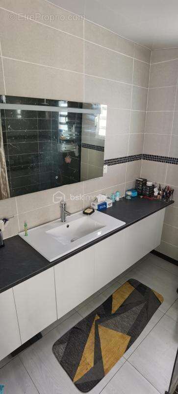  vente – domicile de charme à saint-denis (village du brûlé) - photo 6