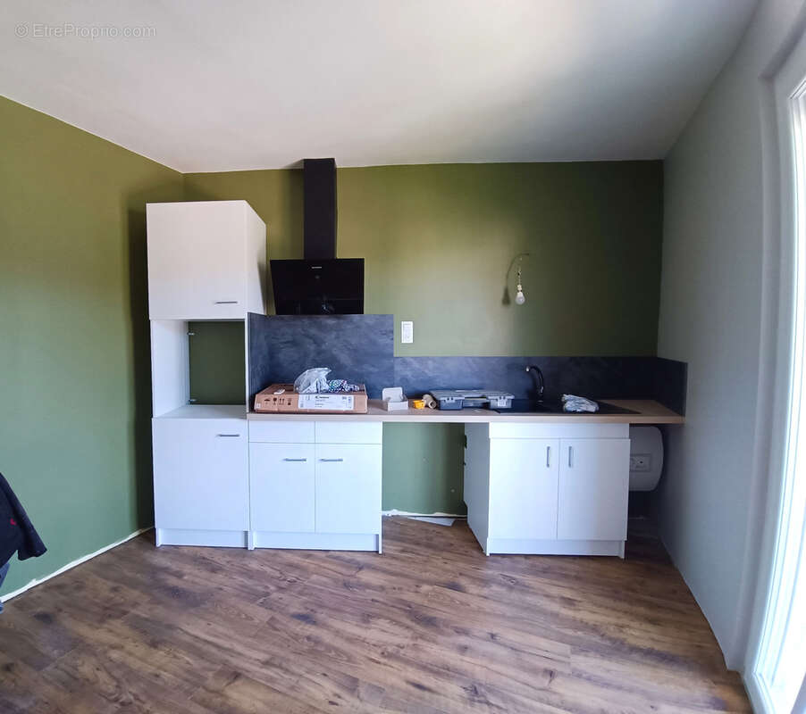 Appartement à BARAQUEVILLE