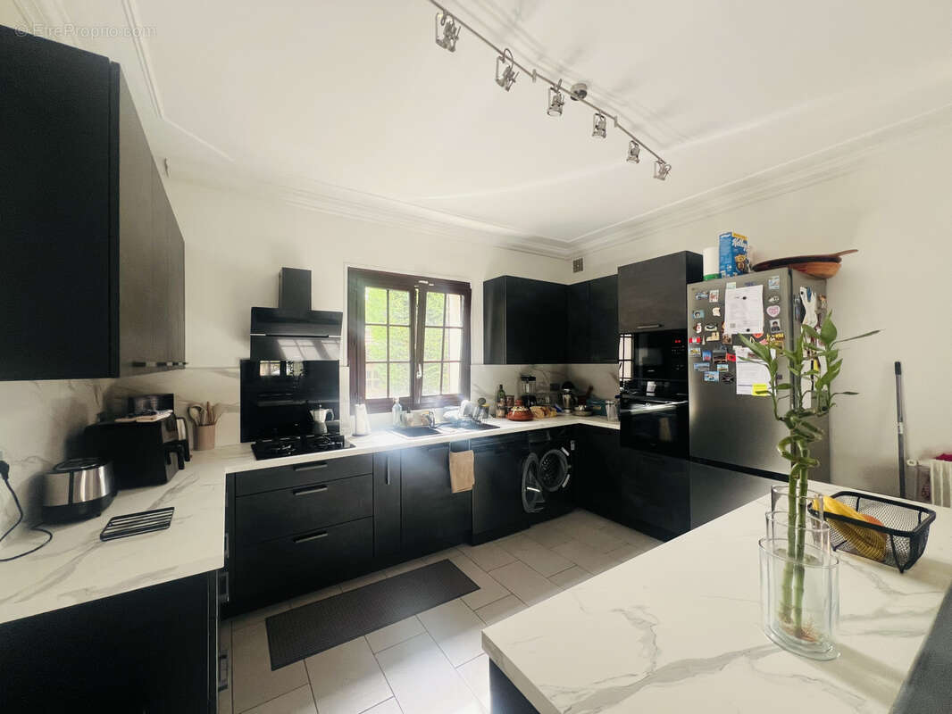 Maison à SARTROUVILLE