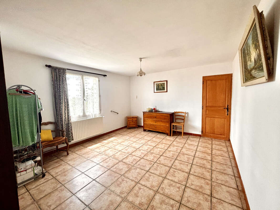 Maison à SAINT-JULIEN