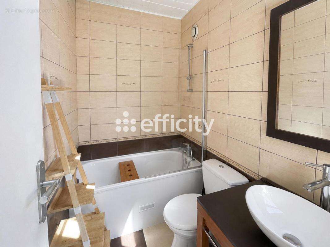 Appartement rénové - photo 9