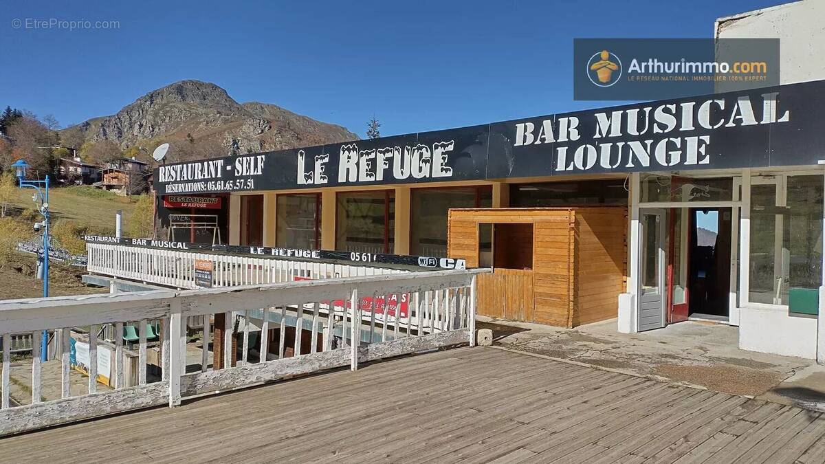 Commerce à MONTFERRIER