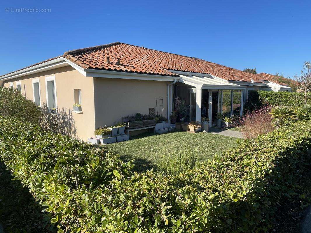 Maison à SAINT-JULIEN-DES-LANDES