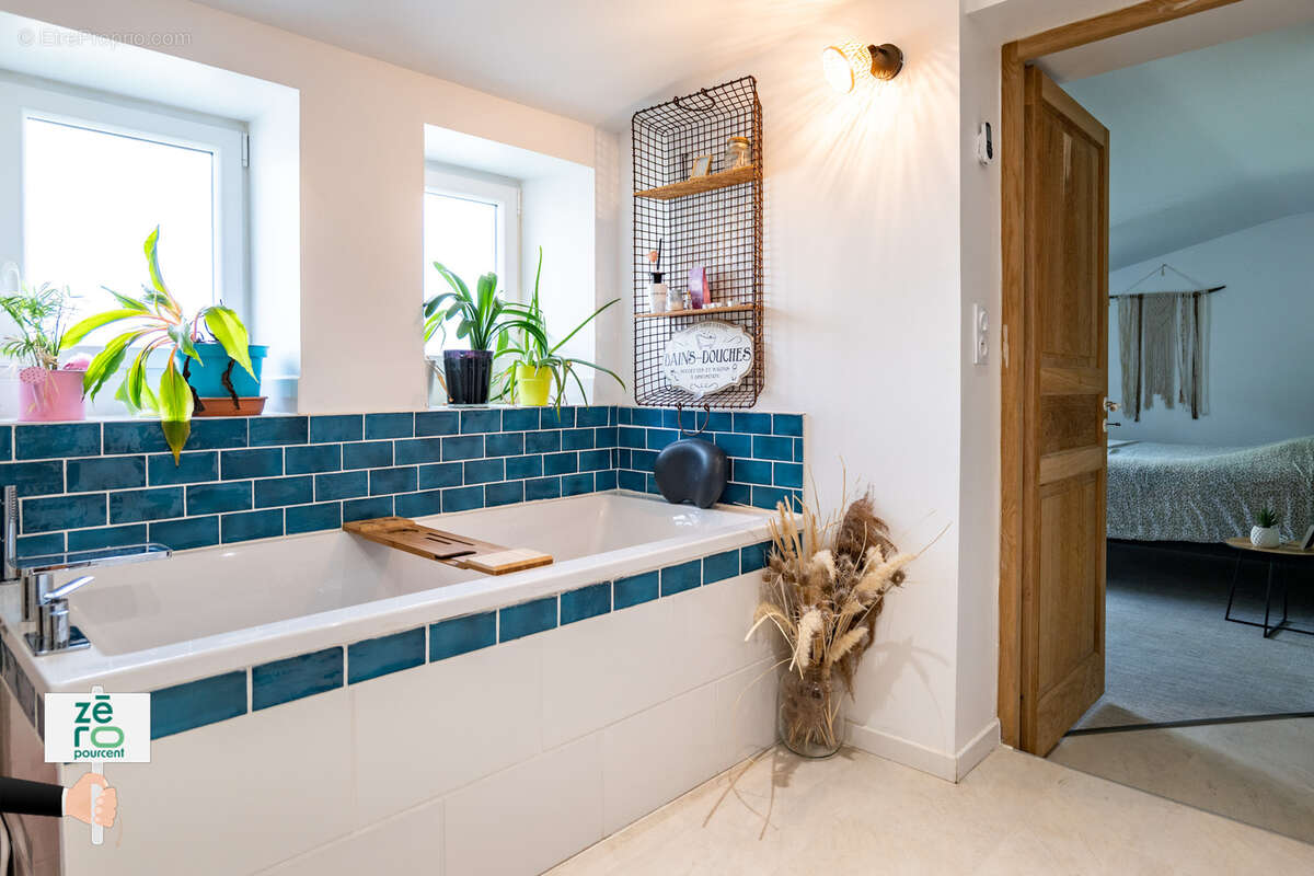 Maison à CHAILLE-LES-MARAIS