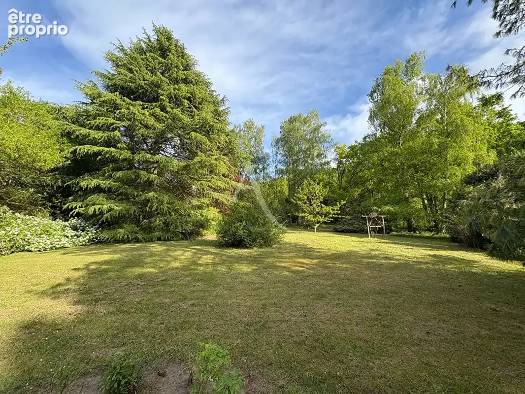 Propriété à Auvers-Saint-Georges - jardin paysagé, beaux espaces, sous-sol total - photo 13