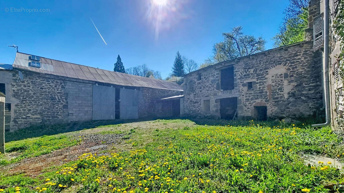 Autre à SAINT-FLORET