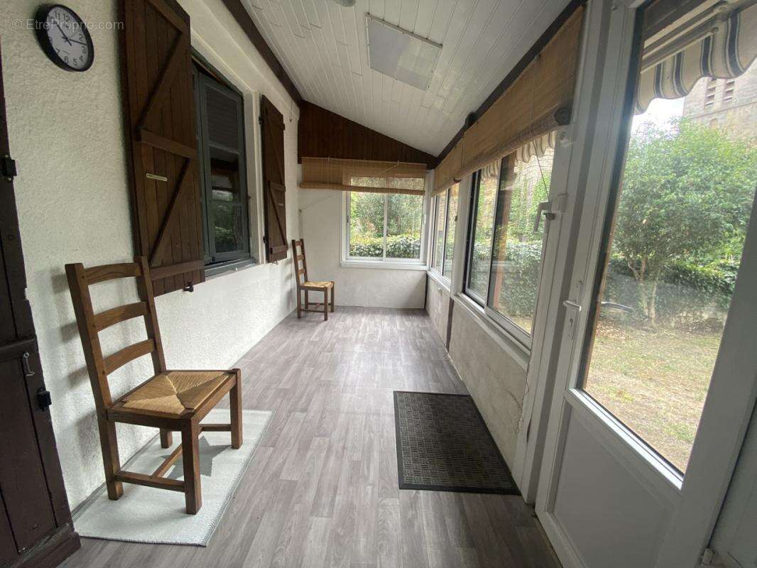 Maison à NANTEUIL-EN-VALLEE