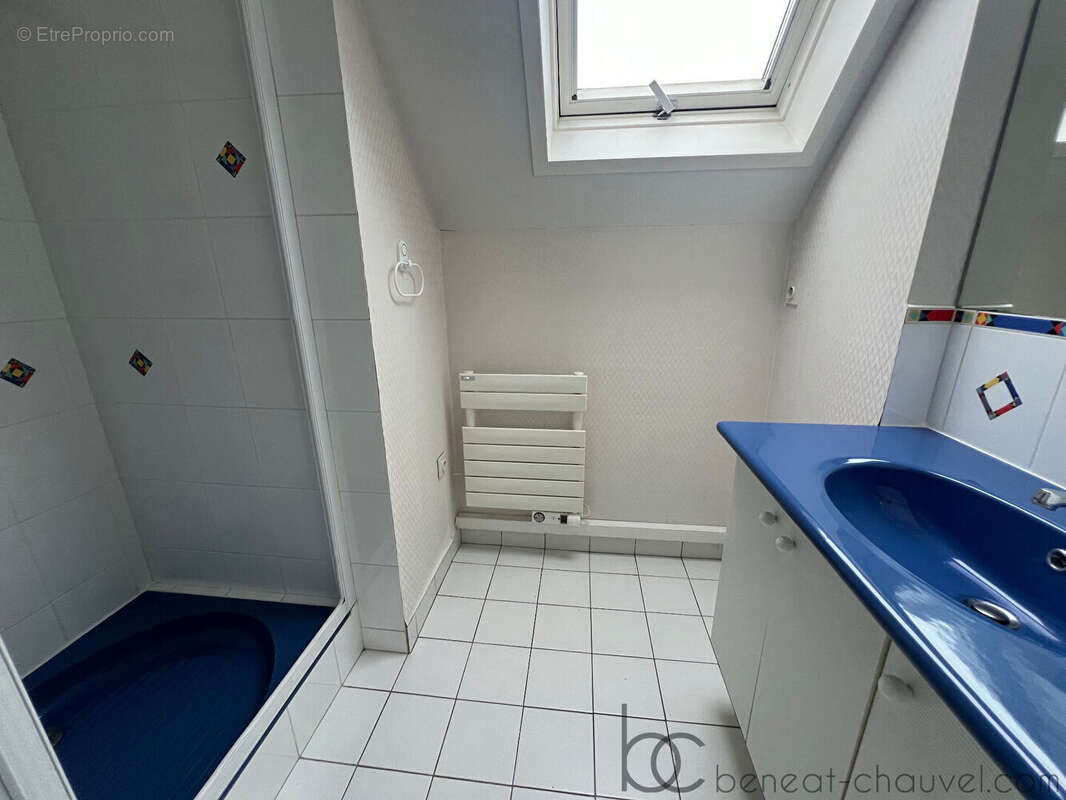 Appartement proche centre ville, dernier étage avec ascenseur 165 m² 4 chambres - photo 10