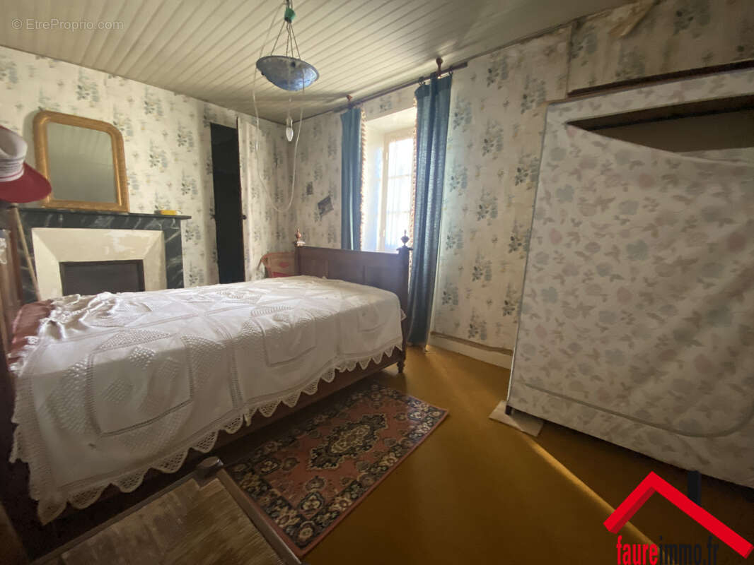 Maison à SAINTE-FEREOLE