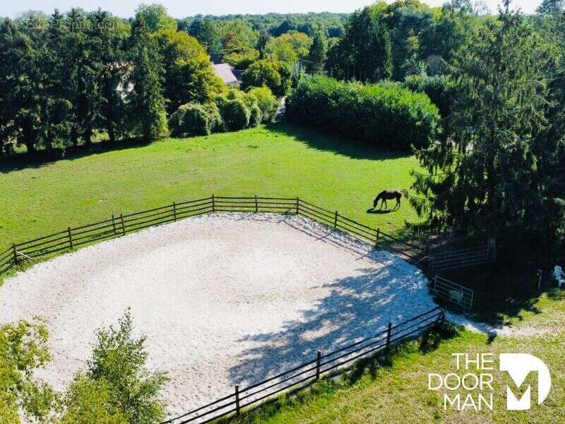 Maison à FONTAINEBLEAU