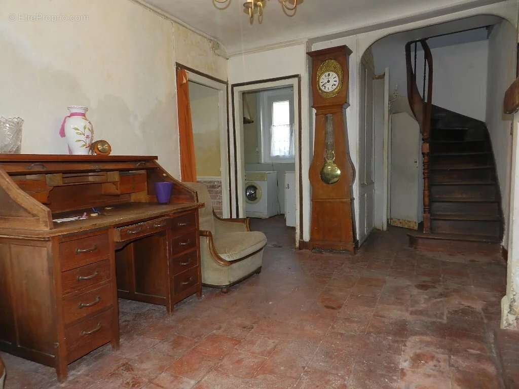 Maison à SAINT-PIERRE-SUR-DIVES