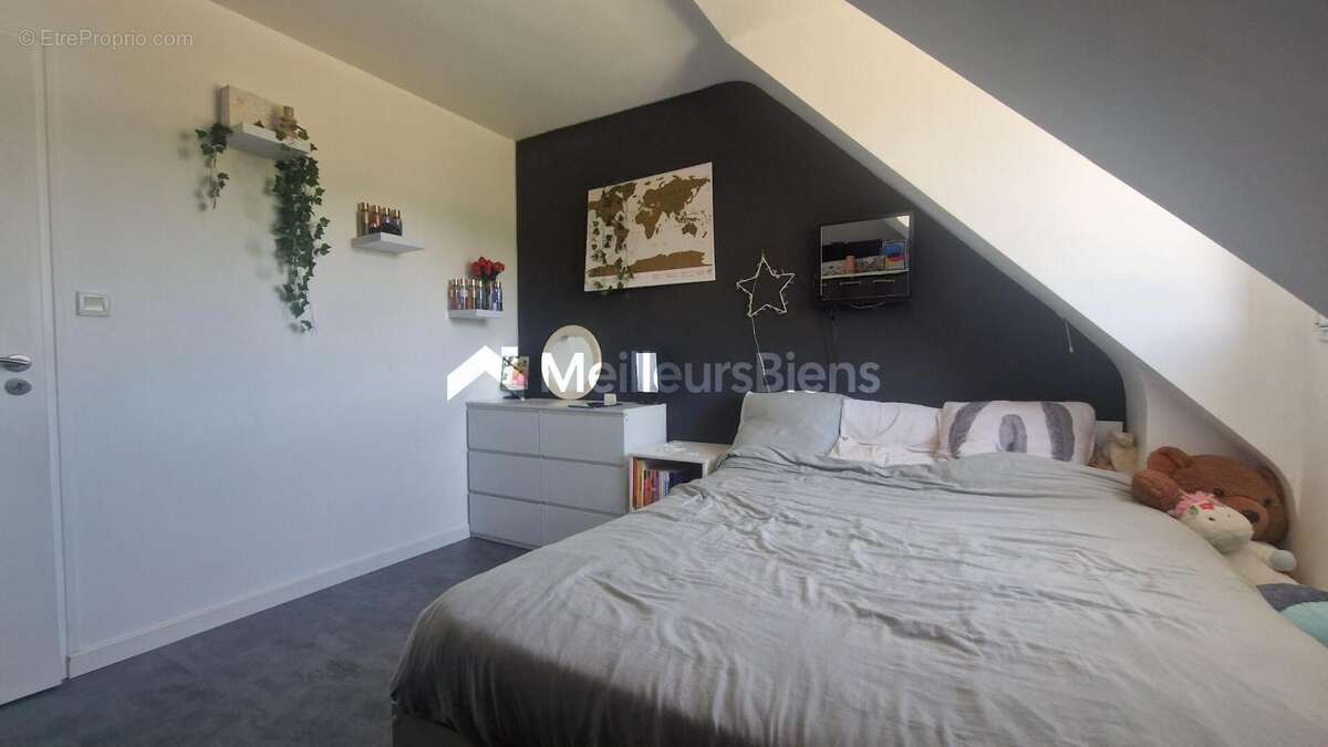 Maison 125 m² à Plumelin, 4 chambres, terrain de 1088 m² - photo 5
