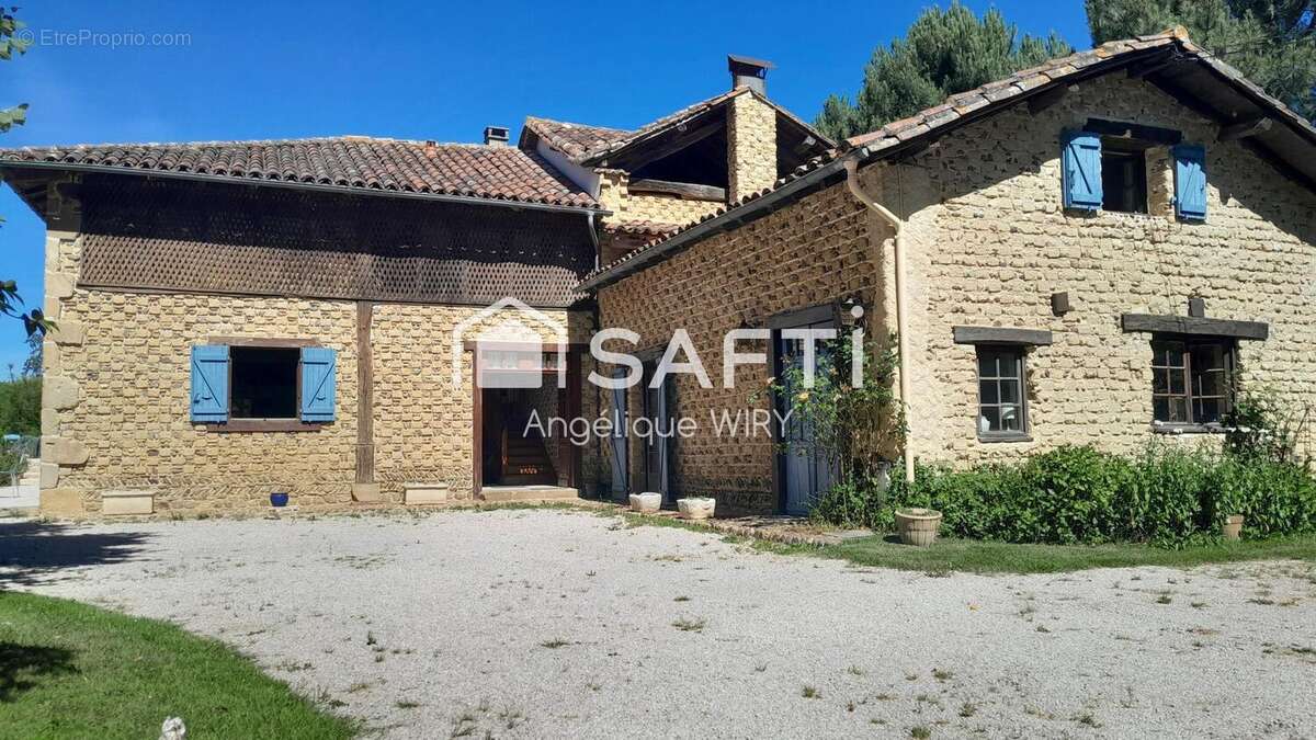 Photo 2 - Maison à CASTELNAU-MAGNOAC