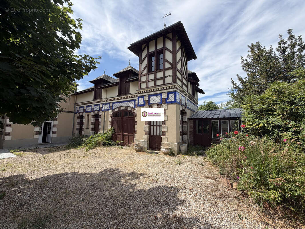 Maison 6 pièces 192 m² à vendre à Le Mele-Sur-Sarthe (61170) - photo 6