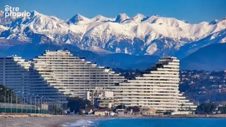 Commerce 110 m² à vendre à Villeneuve-Loubet (06270) - photo 3