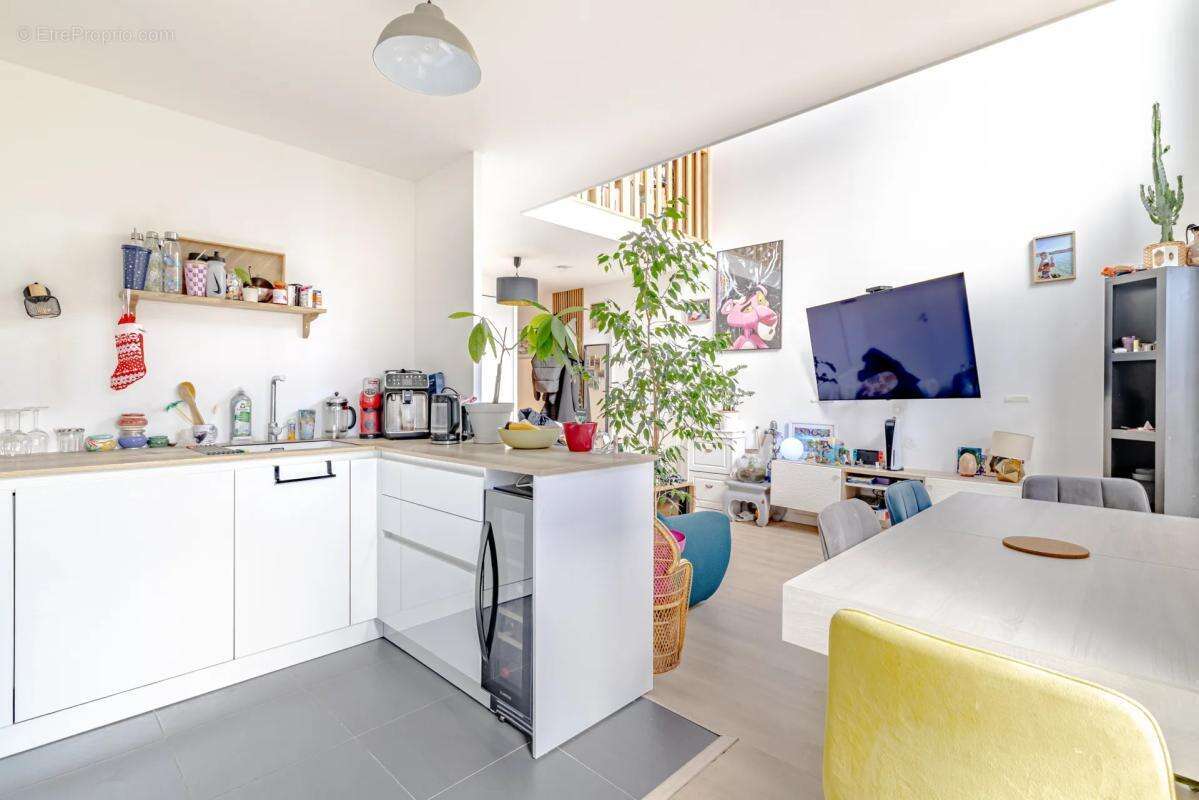 Appartement à COLOMBES