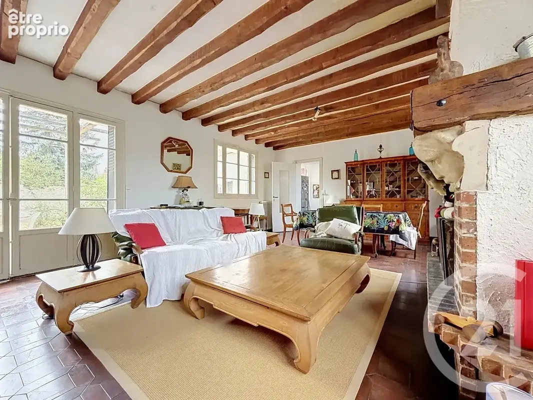 Maison 8 pièces 247 m² à vendre à Bannost-Villegagnon (77970) - photo 2