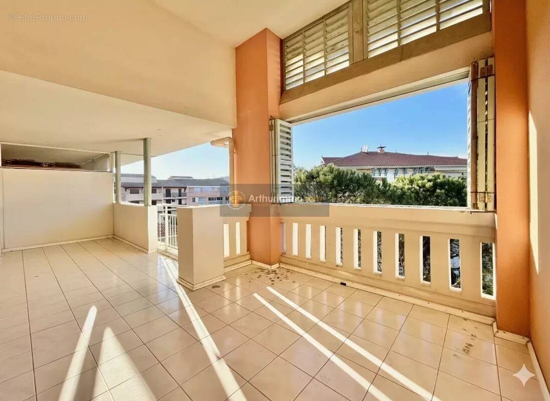 Appartement à FREJUS