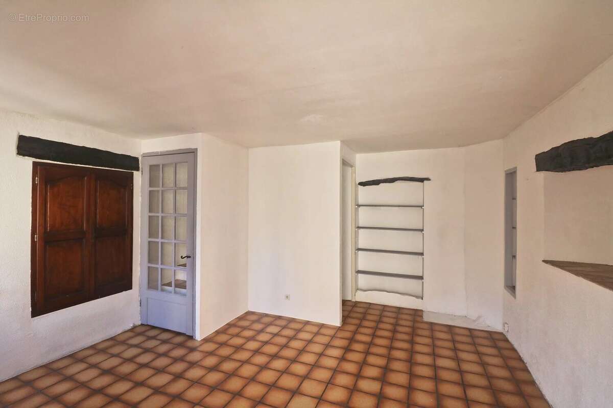 Maison à PEYMEINADE