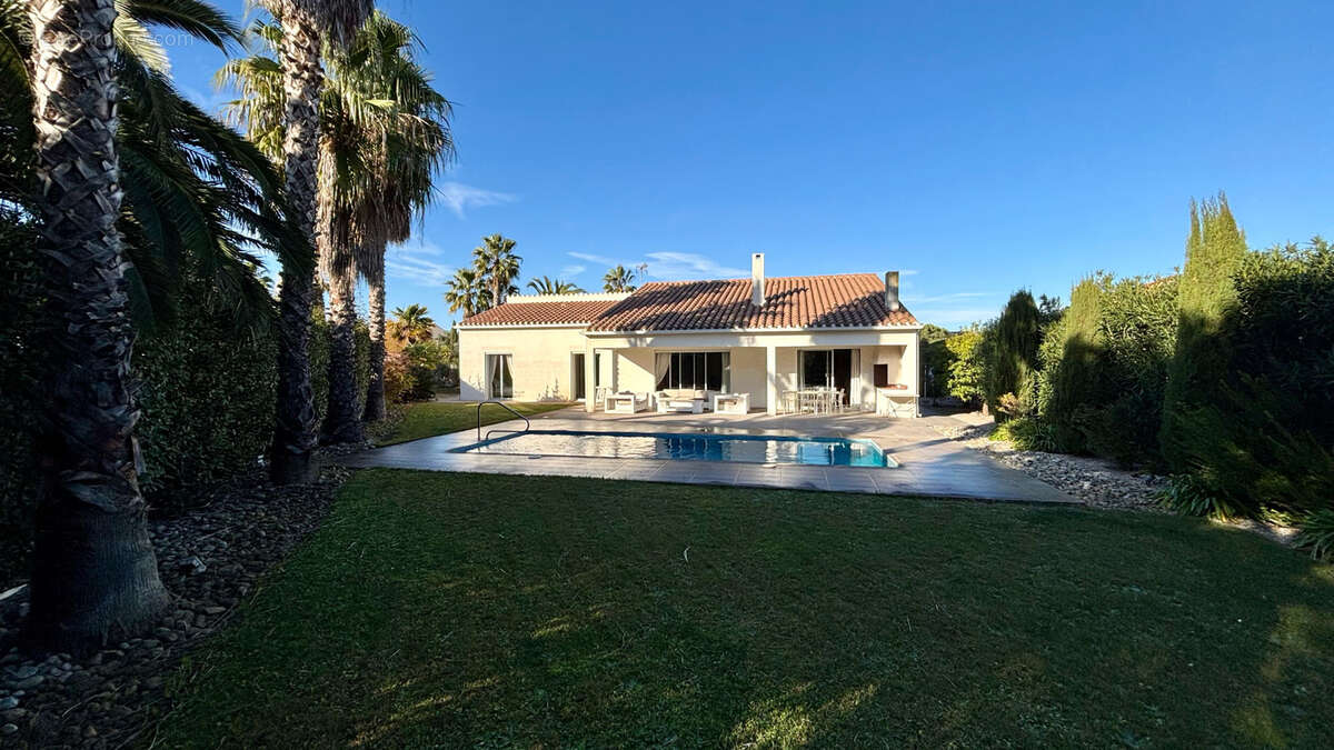 Maison à SAINT-CYPRIEN