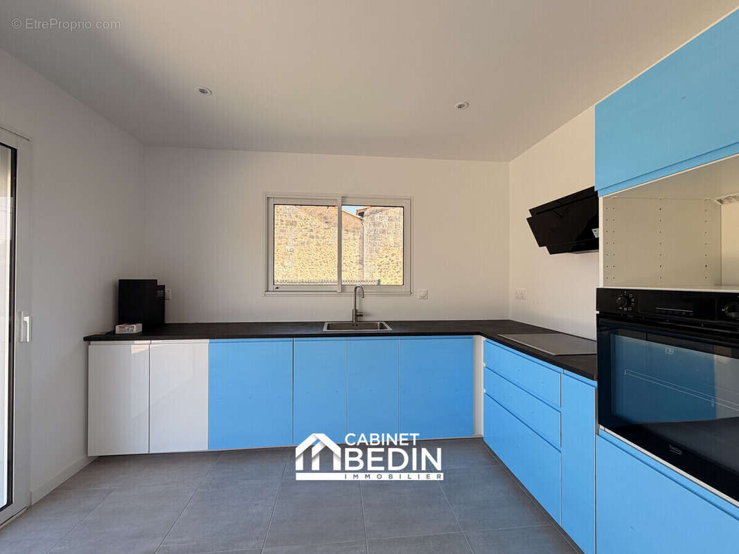 Maison 112 m² à Peujard  - photo 2