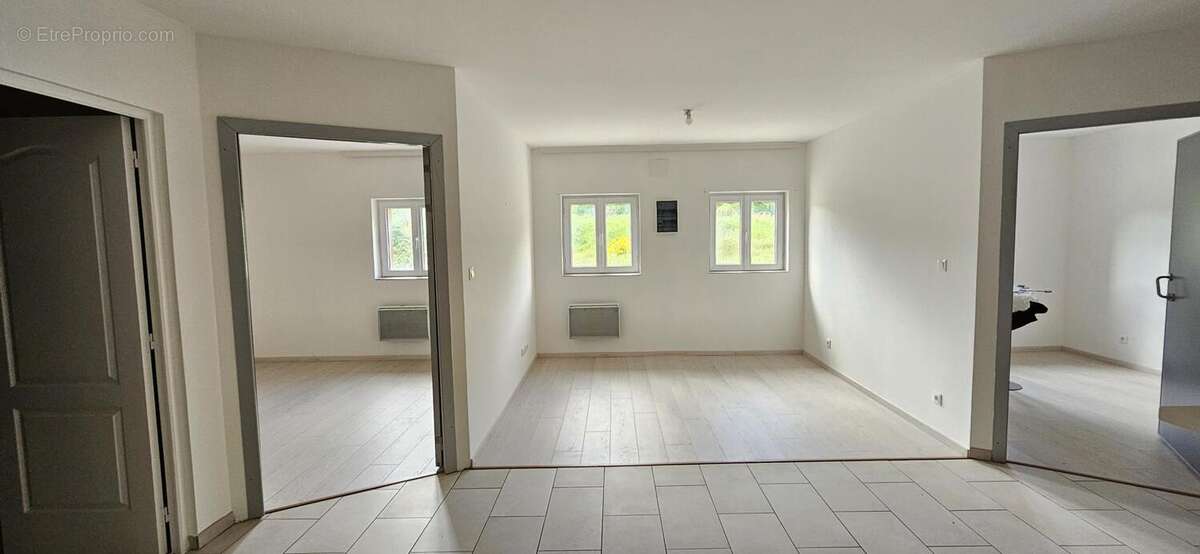 20240514_094631 - Commerce à RUPT-SUR-MOSELLE