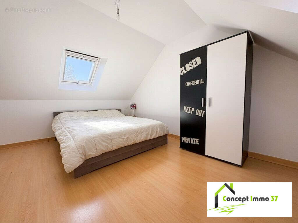 Maison 130 m² à Veigne  - photo 9