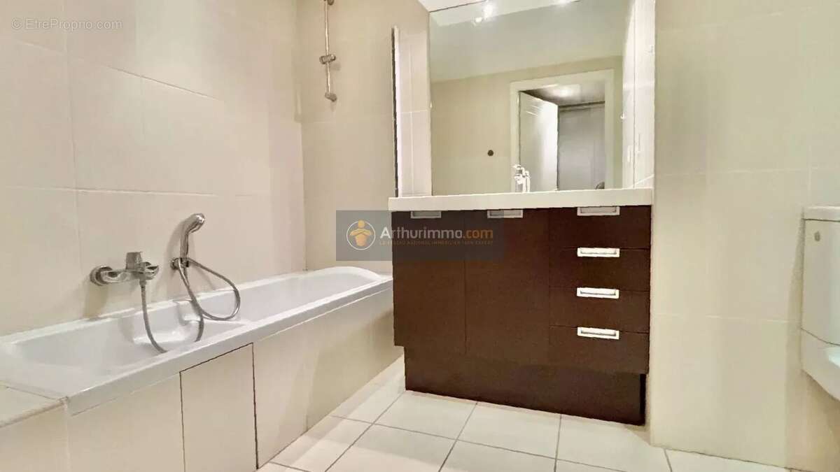 Appartement à FREJUS