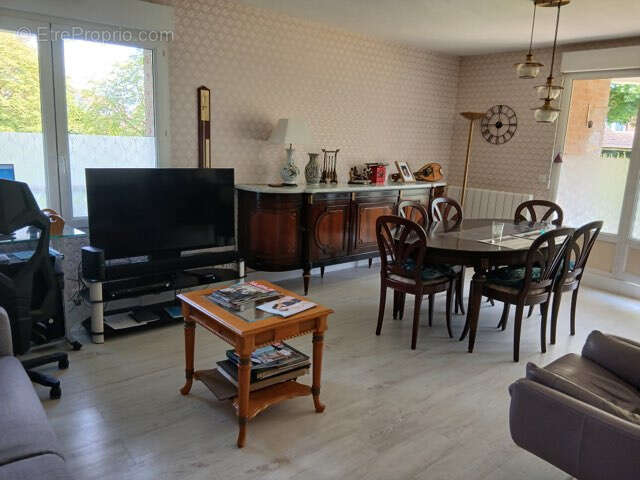 Appartement à LEERS