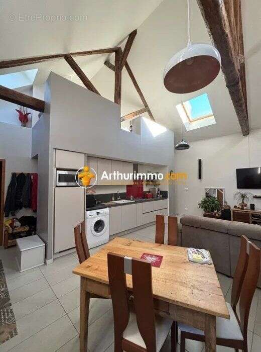 Maison à MONT-DAUPHIN