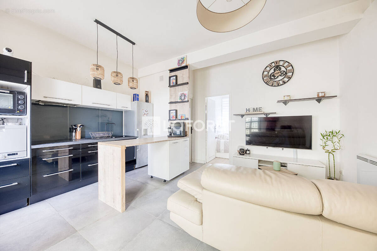 Appartement à OZOIR-LA-FERRIERE