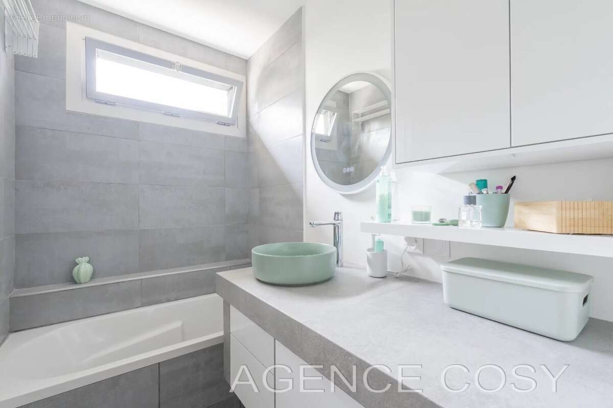 Appartement à VERSAILLES