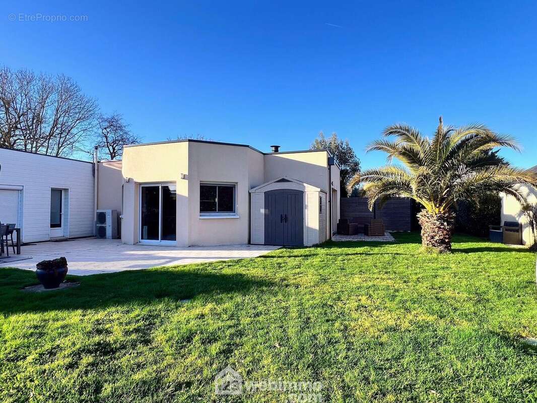 Maison 165 m² à Saint-Martin-Du-Fouilloux  - photo 46