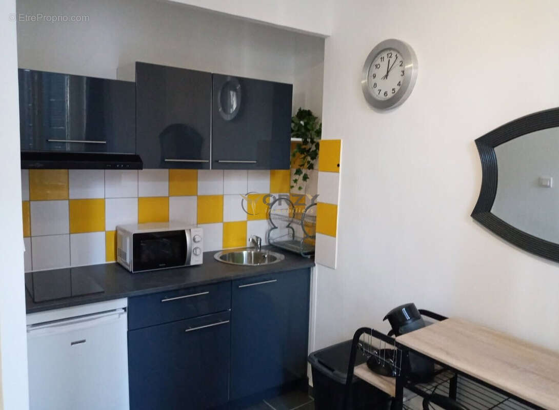 Appartement à MARSEILLE-3E