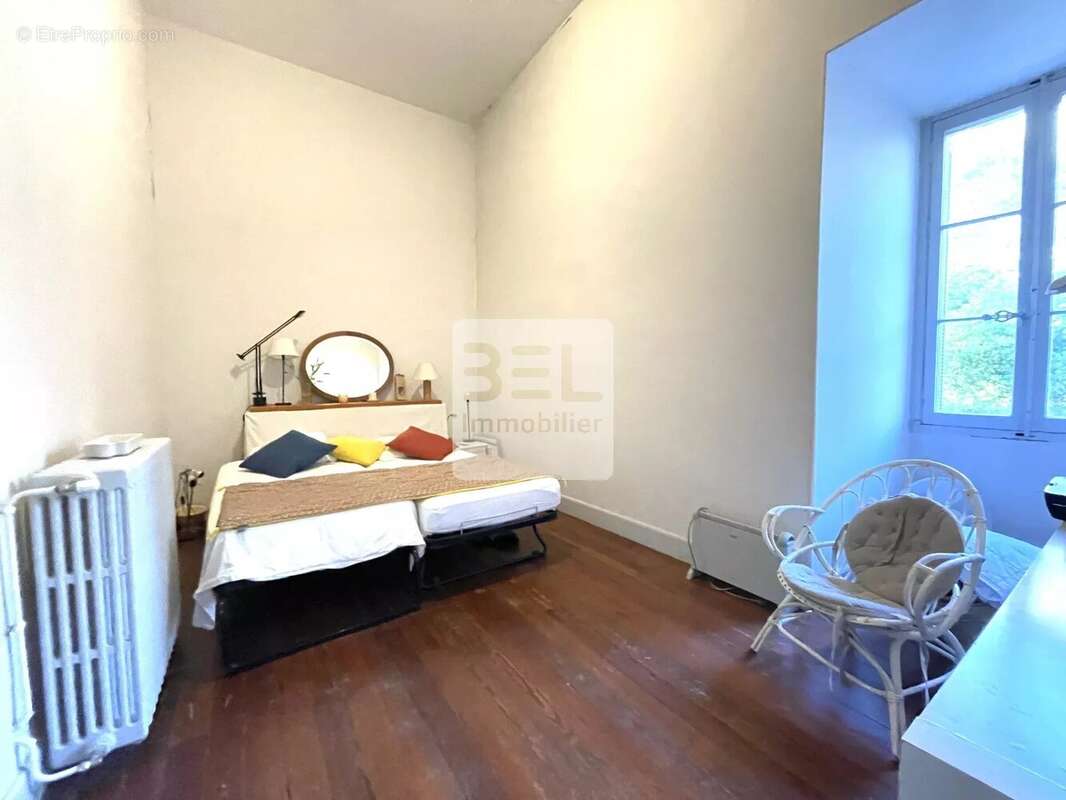 Appartement à VILLENEUVE-LES-AVIGNON