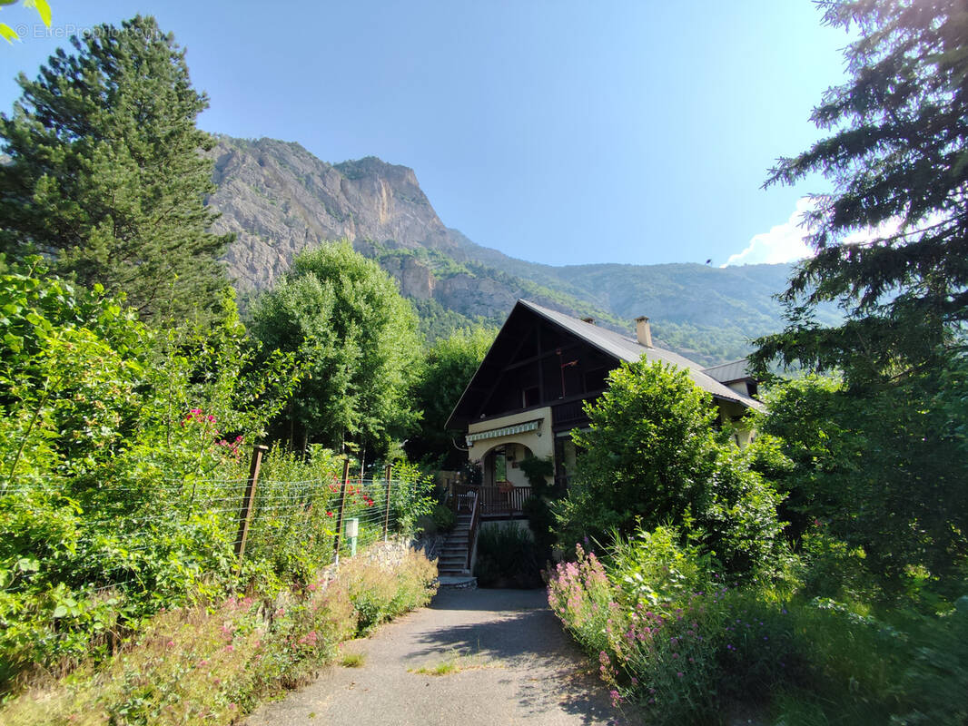 Maison à LES VIGNEAUX