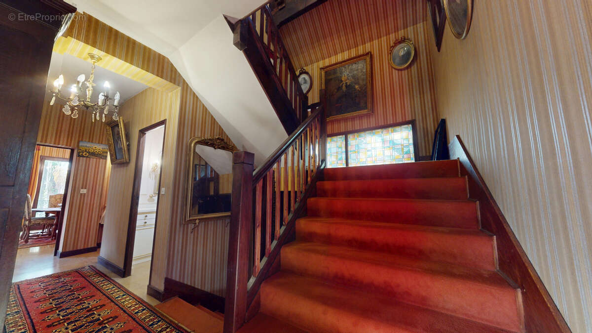 Maison à CHEVIGNY-SAINT-SAUVEUR