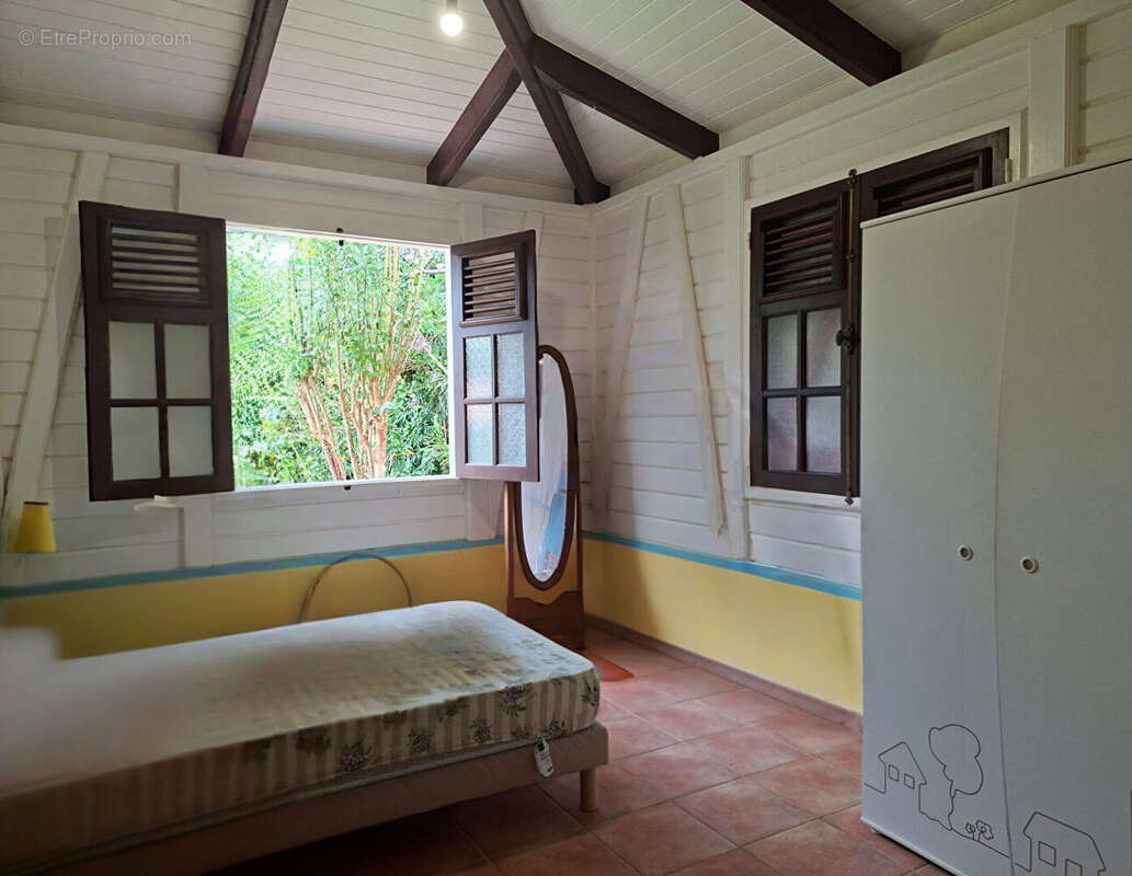 Maison à RIVIERE-PILOTE