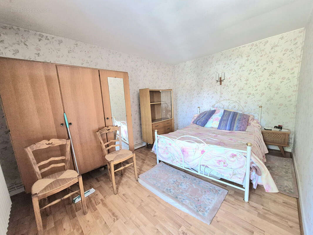 Maison à VIEUX-CONDE