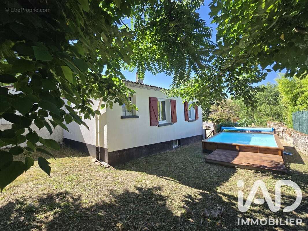 Maison 102 m² à Grezels  - photo 3