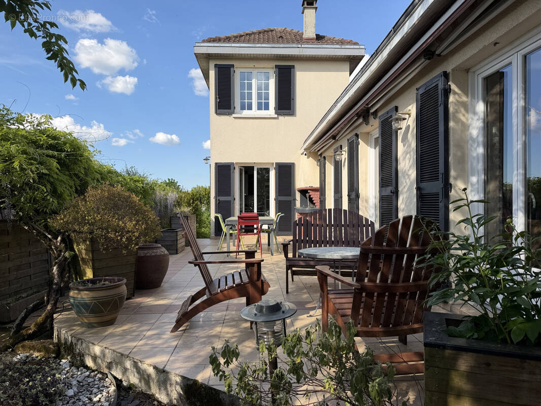 Maison à RILHAC-RANCON