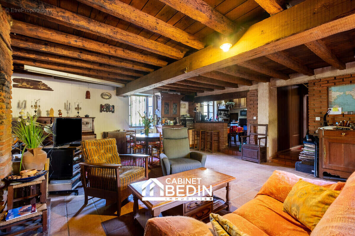 Maison 110 m² à Saint-Orens-De-Gameville  - photo 3